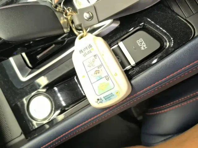 Dongfeng Fengshen AX7 — Фото автомобиля 8