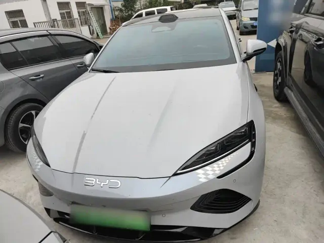 BYD Seal — Фото автомобиля 2