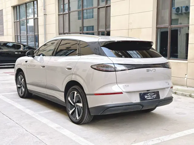 BYD Sealion 06 — Фото автомобиля 10