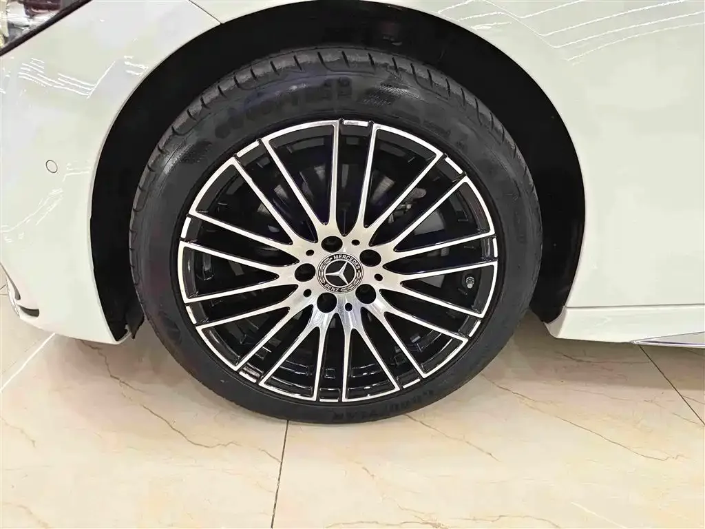 Mercedes-Benz Mercedes-Benz C-Class 2023 C 200 L Sport — Фото автомобиля 15