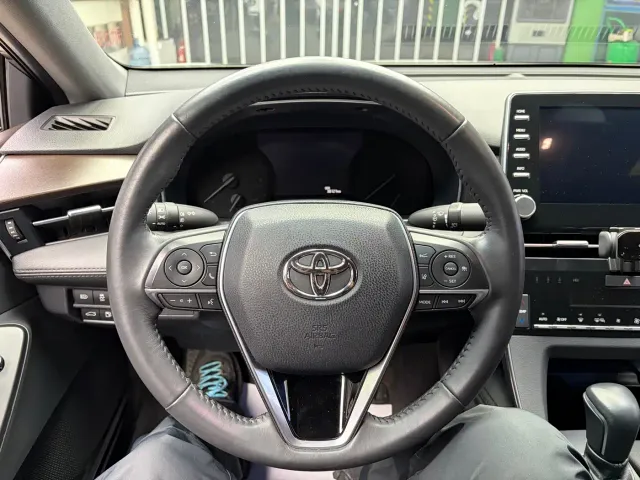 Toyota Avalon — Фото автомобиля 8