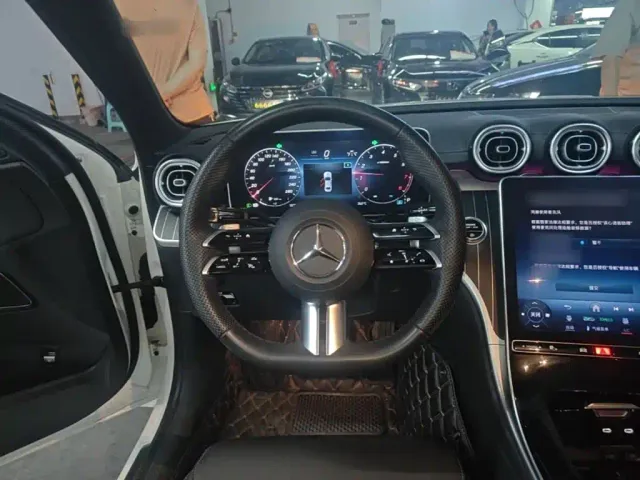 Mercedes-Benz C-Class — Фото автомобиля 10
