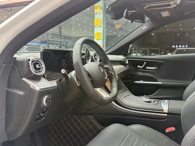Mercedes-Benz C-Class — Фото автомобиля 8