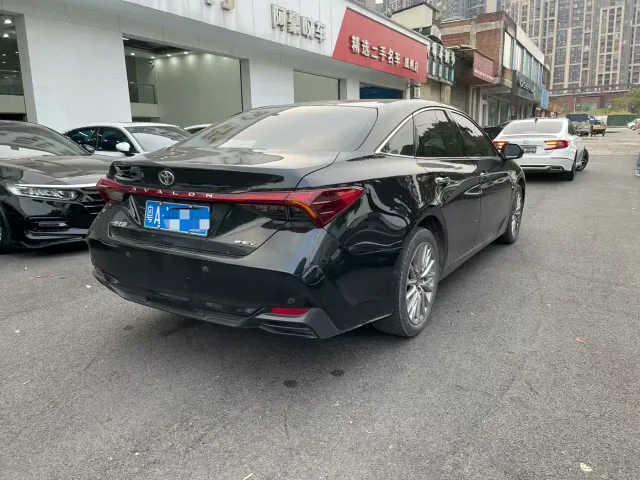 Toyota Avalon — Фото автомобиля 6