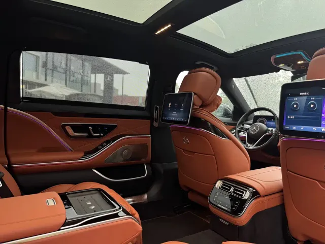 Mercedes-Benz Maybach S-Class — Фото автомобиля 14