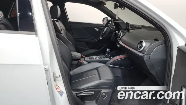 Audi Q2 35 TDI Premium — Фото автомобиля 25