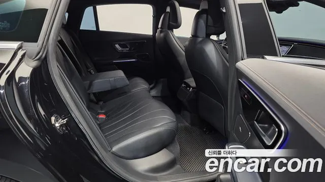 Mercedes-Benz EQE V295 — Фото автомобиля 12