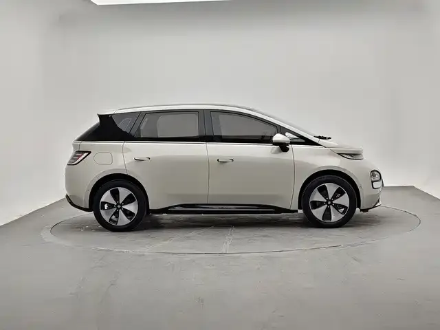 Baojun Cloud — Фото автомобиля 4