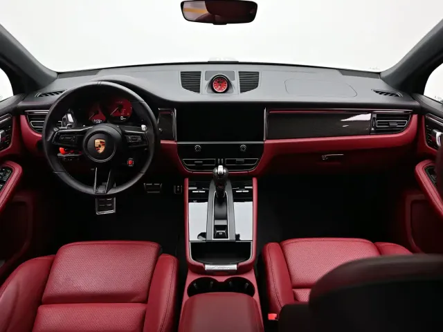 Porsche Macan — Фото автомобиля 11