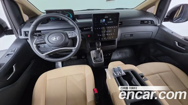 Hyundai Staria Staria — Фото автомобиля 7