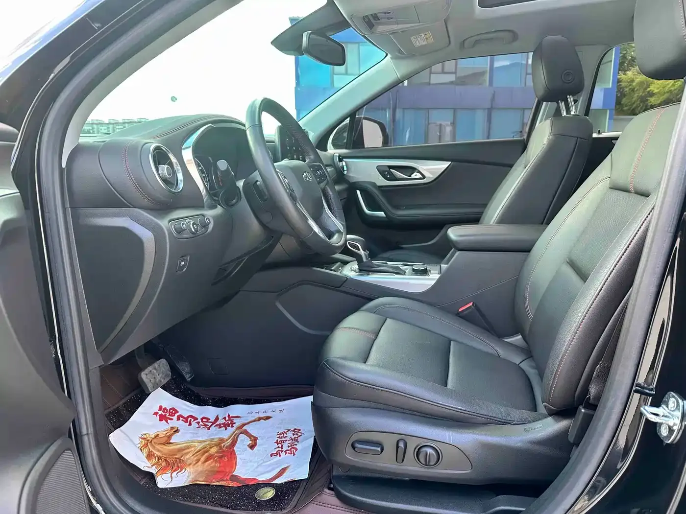 Chevrolet Trailblazer 2022 Mild Hybrid 650T Redline 7-Seater Thunder Edition — Фото автомобиля 4