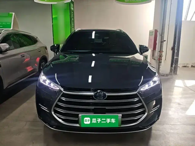 BYD Tang — Фото автомобиля 2