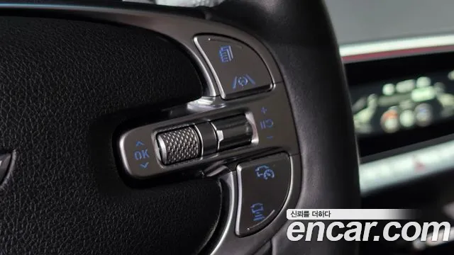 Genesis GV70 — Фото автомобиля 13