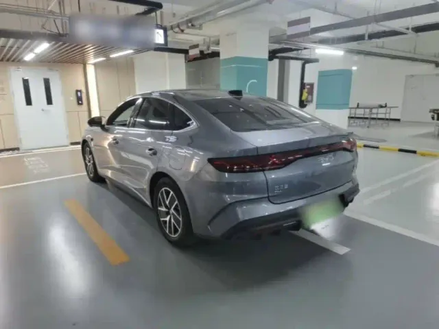 BYD Qin L — Фото автомобиля 4
