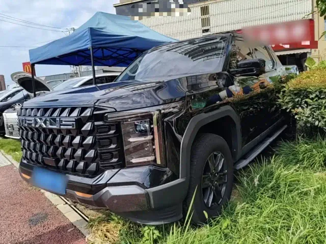 Фотография автомобиля — Maxus Interstellar X