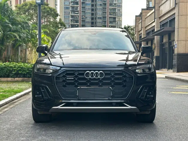 Audi Q5L — Фото автомобиля 3
