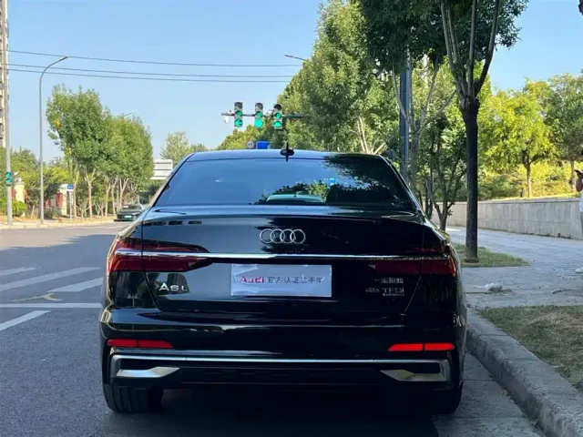 Audi A6L — Фото автомобиля 5