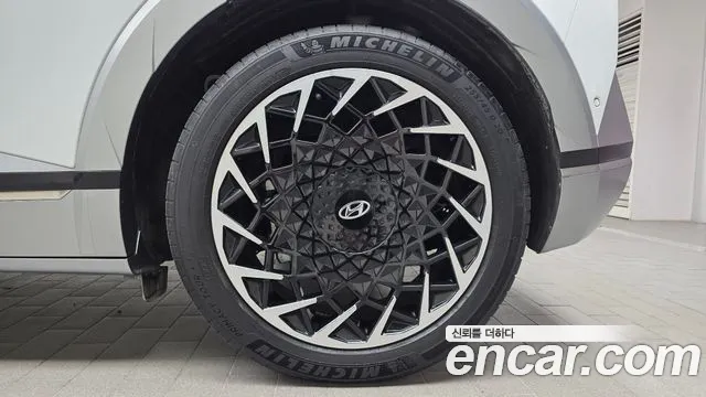 Hyundai Ioniq 5 — Фото автомобиля 6