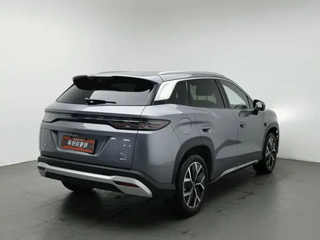BYD Song L DM-i — Фото автомобиля 2