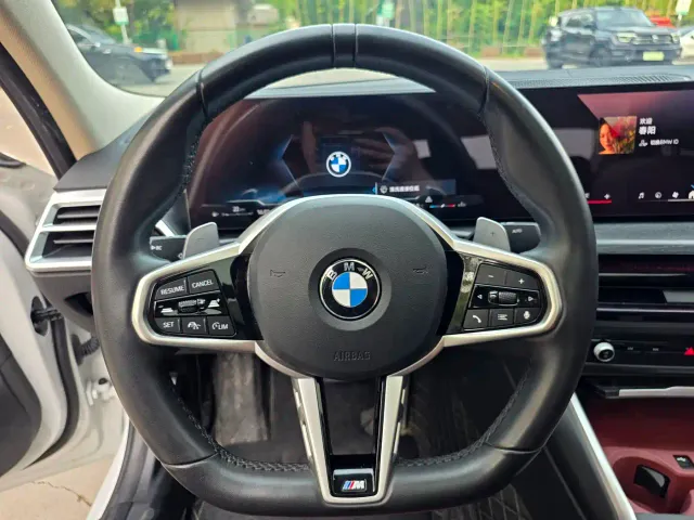 BMW 3 Series — Фото автомобиля 10