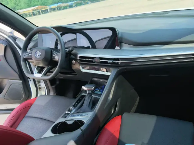 Changan CS35 Plus — Фото автомобиля 16