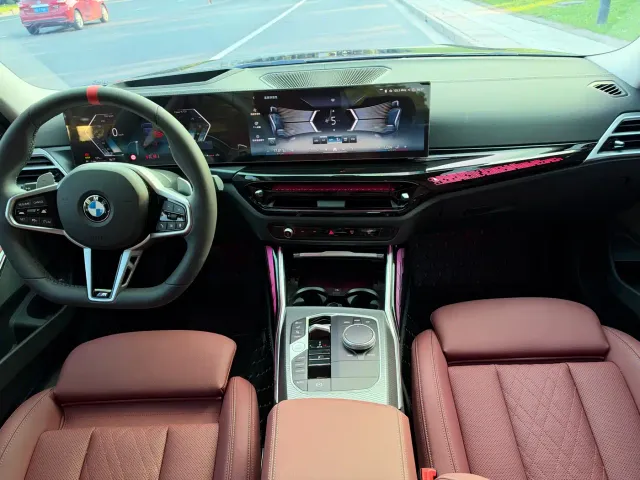 BMW 3 Series — Фото автомобиля 8