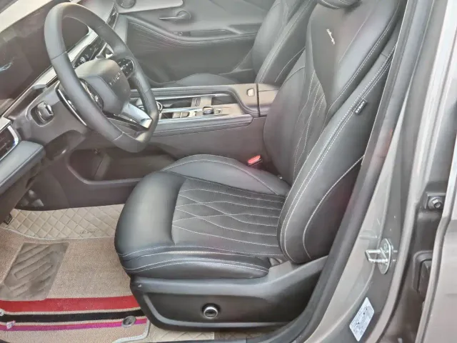 Chery Arrizo 8 — Фото автомобиля 7