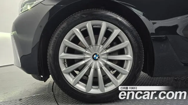 BMW Gran Turismo — Фото автомобиля 5