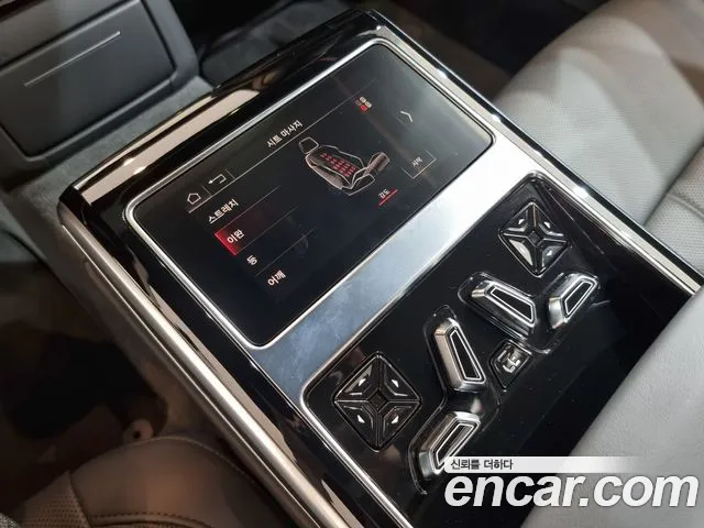Audi A8 D5 — Фото автомобиля 9