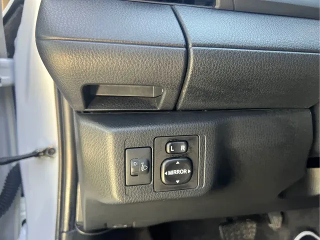 Toyota YARiS L Zhi Xuan — Фото автомобиля 13