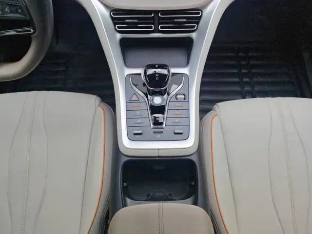 BYD Song Pro — Фото автомобиля 16