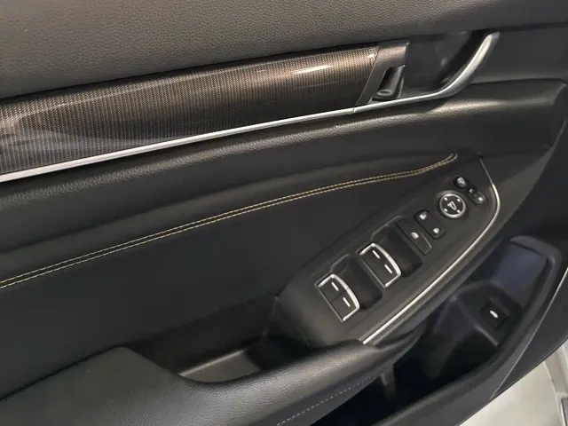 Honda Accord — Фото автомобиля 13