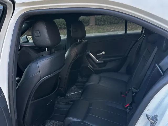 Mercedes-Benz A-Class — Фото автомобиля 8