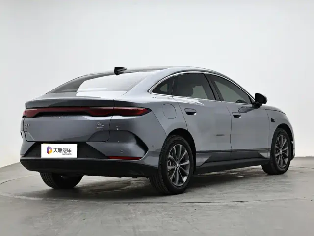 BYD Qin L — Фото автомобиля 3