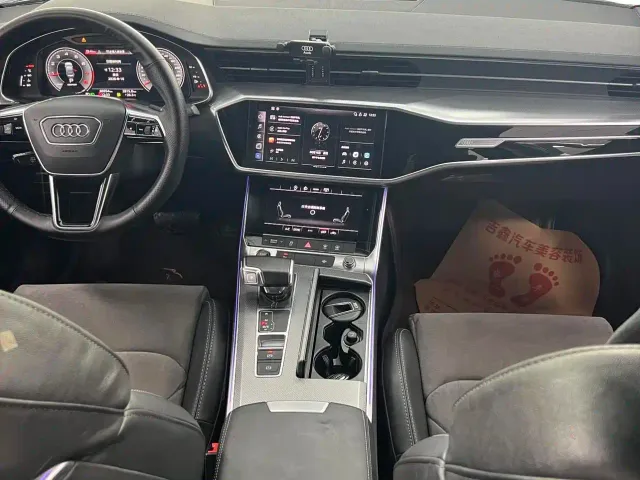 Audi A6L — Фото автомобиля 10