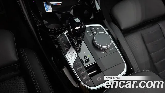 BMW X4 xDrive20i M Sport — Фото автомобиля 9