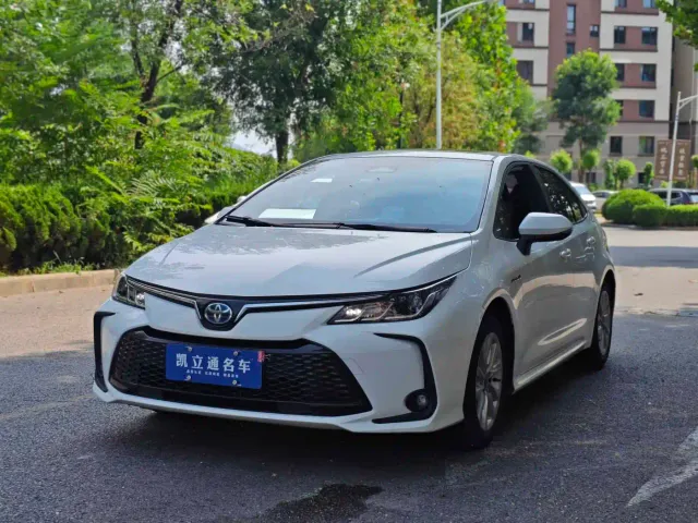Фотография автомобиля — Toyota Corolla