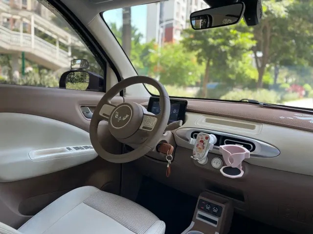 Wuling Hongguang Mini EV — Фото автомобиля 14