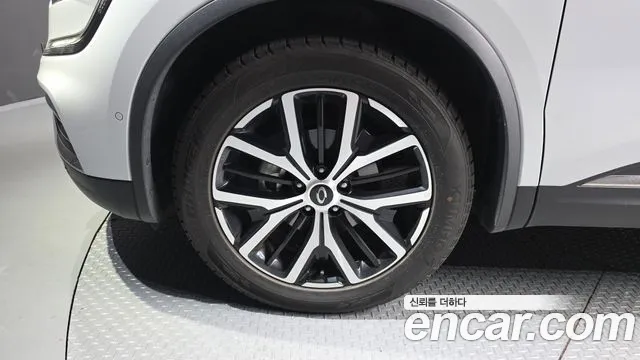 Renault-KoreaSamsung QM6 Новый QM6 2.0 GDe RE Signature 2WD — Фото автомобиля 5