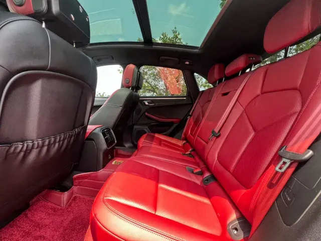 Porsche Macan — Фото автомобиля 6