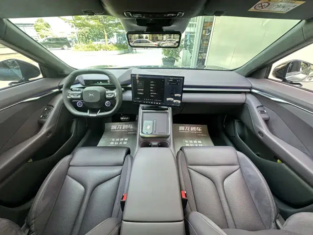 Xpeng P7 — Фото автомобиля 6