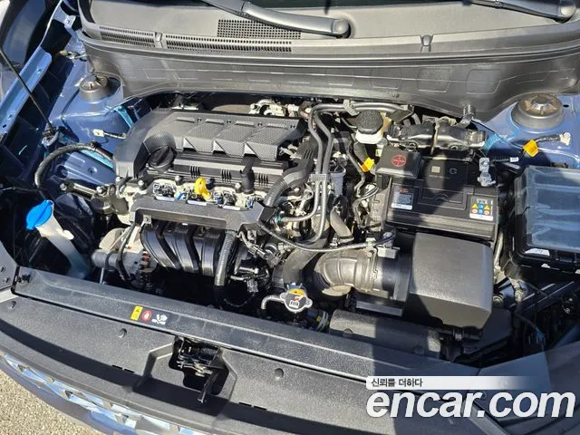 Hyundai Venue — Фото автомобиля 19