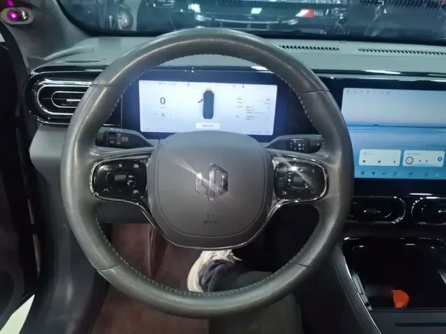 Leapmotor C01 — Фото автомобиля 10