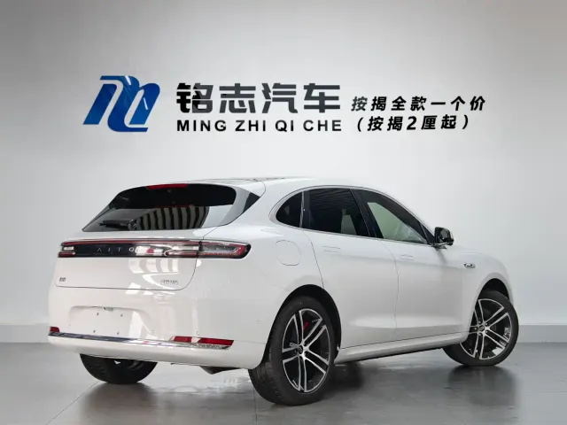 Aito M5 — Фото автомобиля 6