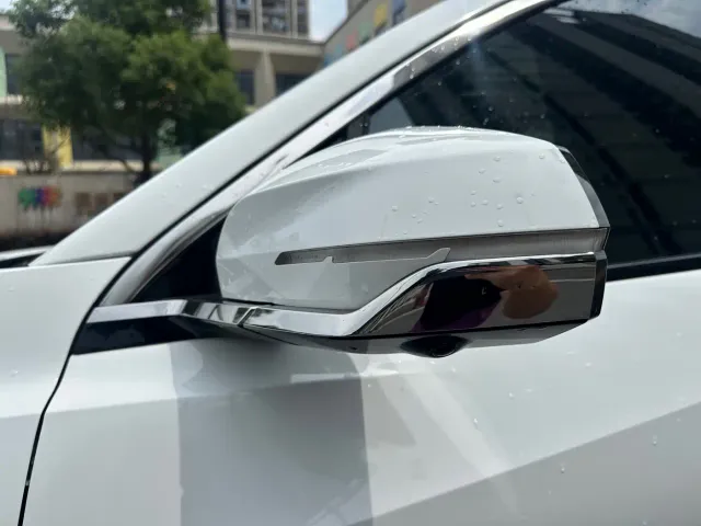 Geely Boyue L — Фото автомобиля 10