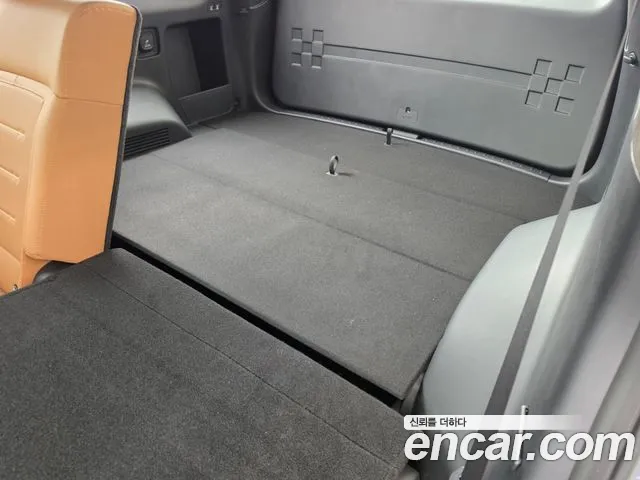 Hyundai Santa Fe MX5 — Фото автомобиля 8