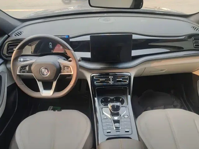 BYD Qin PLUS — Фото автомобиля 9