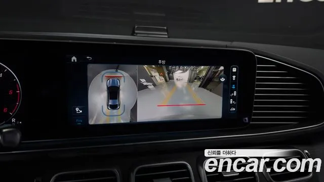 Mercedes-Benz GLE-Class — Фото автомобиля 12