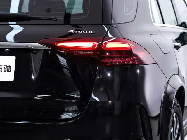 Mercedes-Benz GLE-Class — Фото автомобиля 11