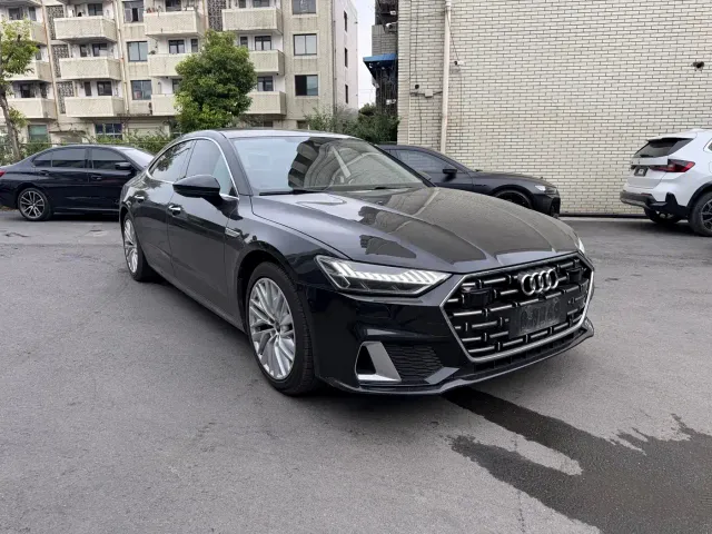Audi A7L — Фото автомобиля 3